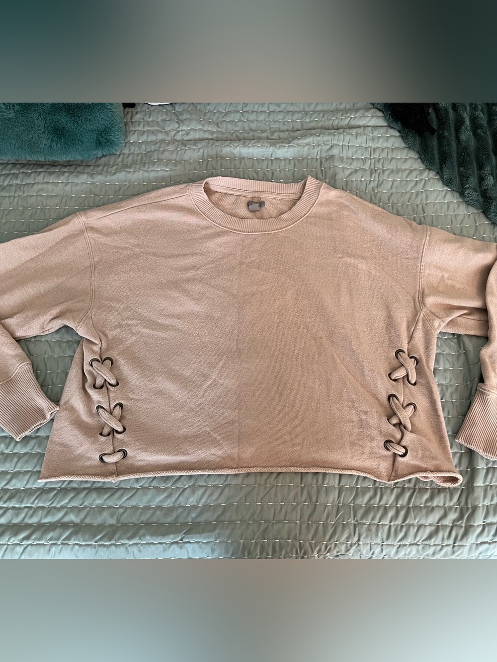 Aerie Cropped Beige Sweatshirt